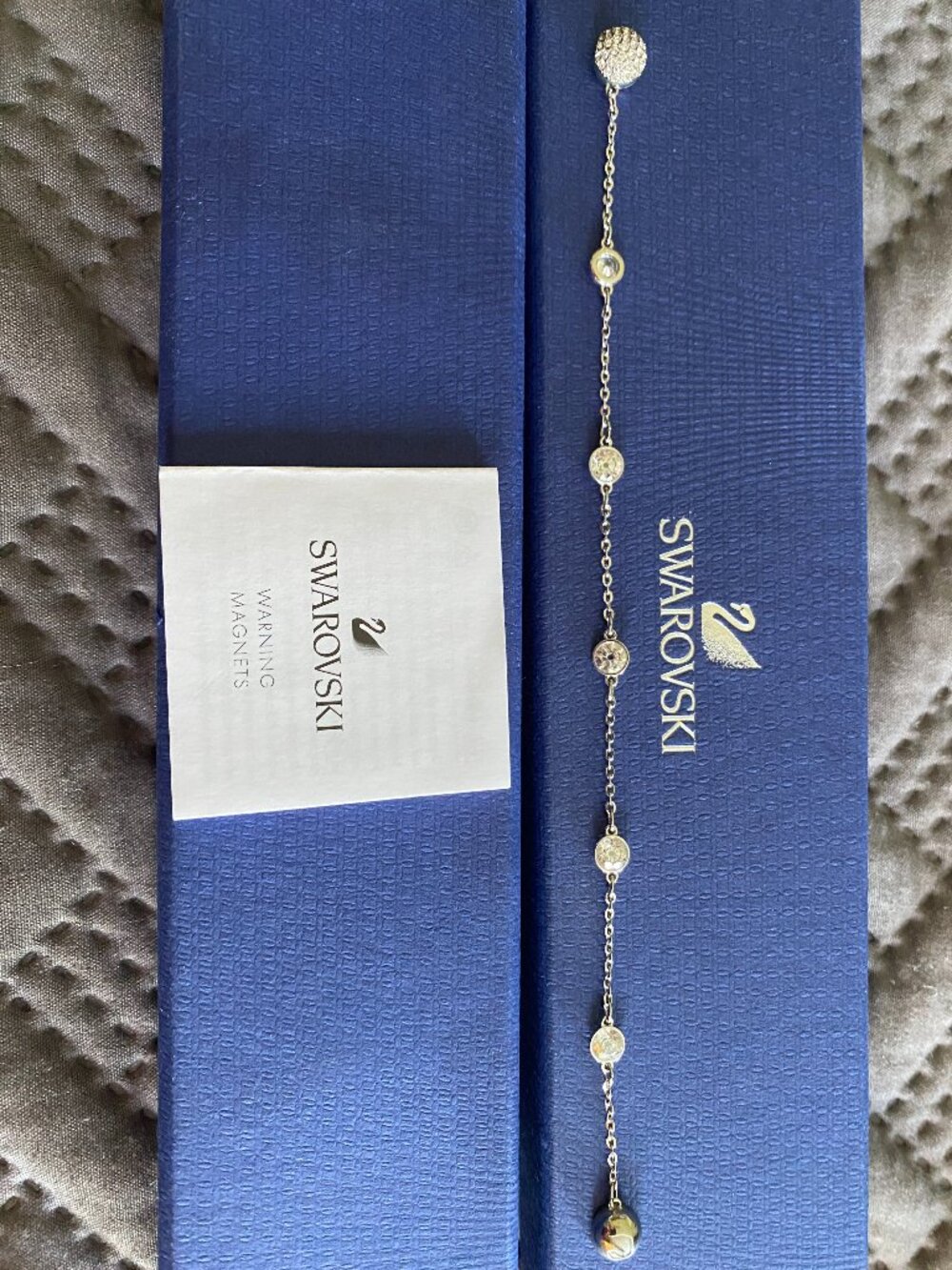 Swarovski Crystal Silver Bracelet Magnetic Closure